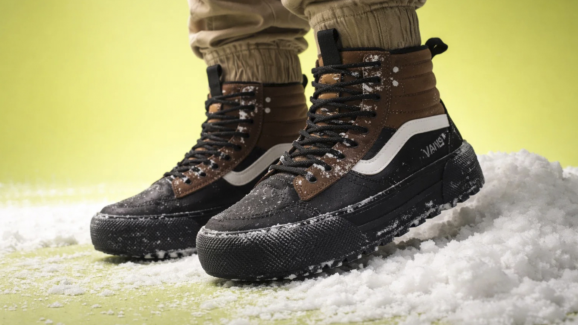 5 образов с зимними кедами Vans Sk8-Hi MTE-3