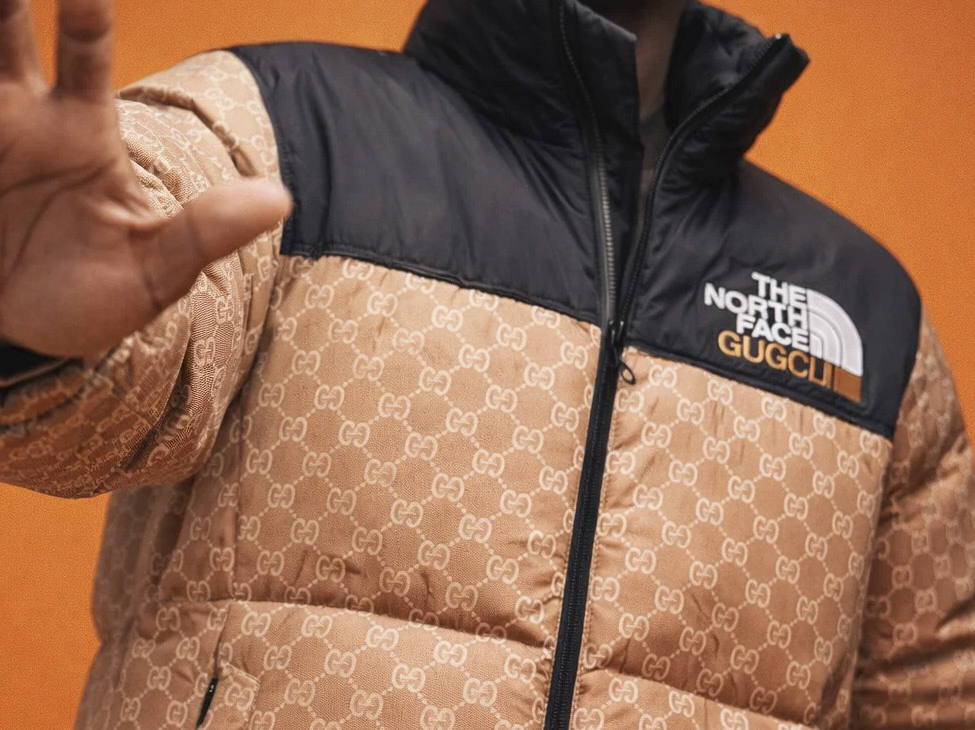 С чем носить куртку The North Face в 2026