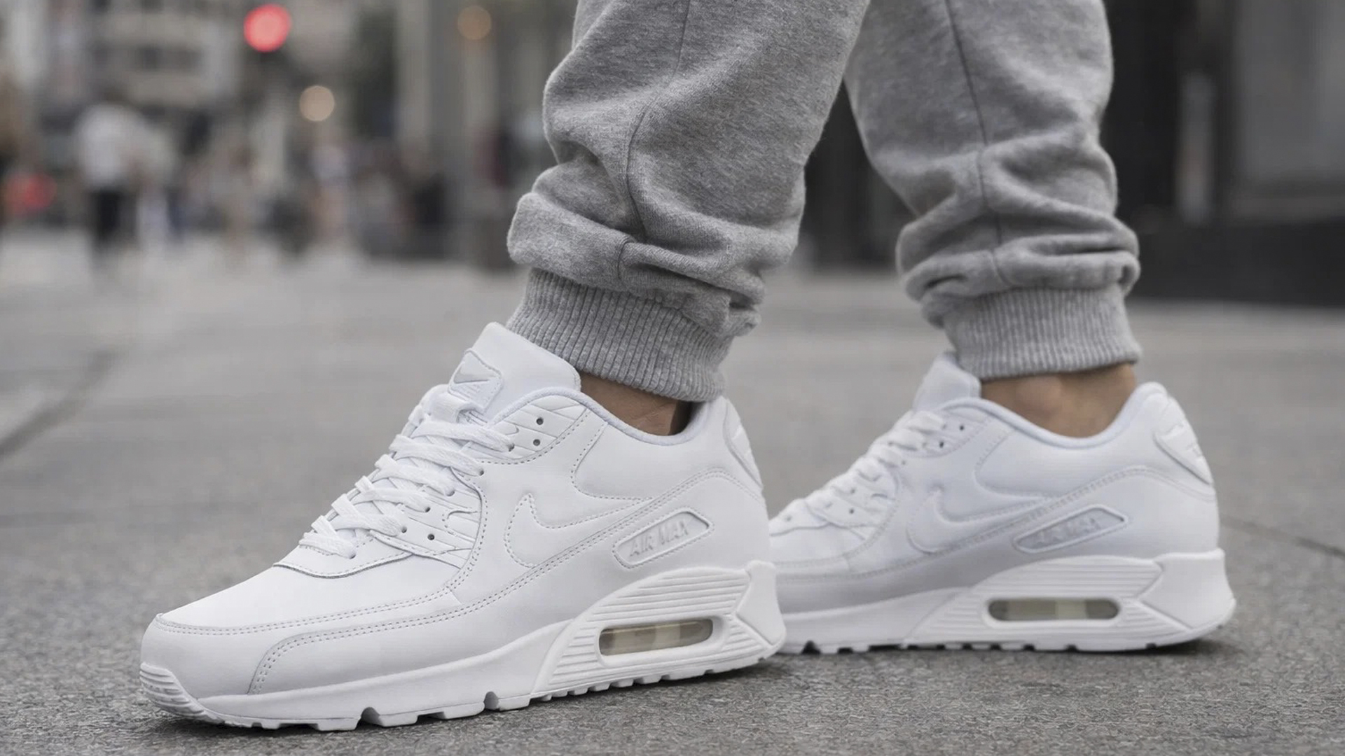 Nike Air Max 90 в 2026: как носить классику в современных образах 