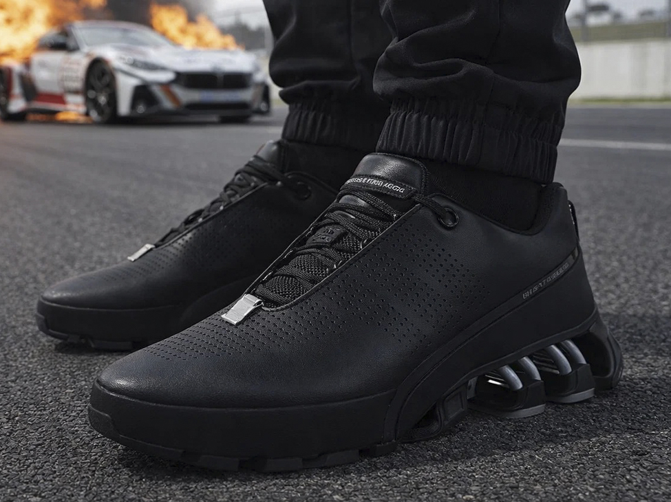 Кроссовки Адидас Порше с гоночным стилем в 2026 году